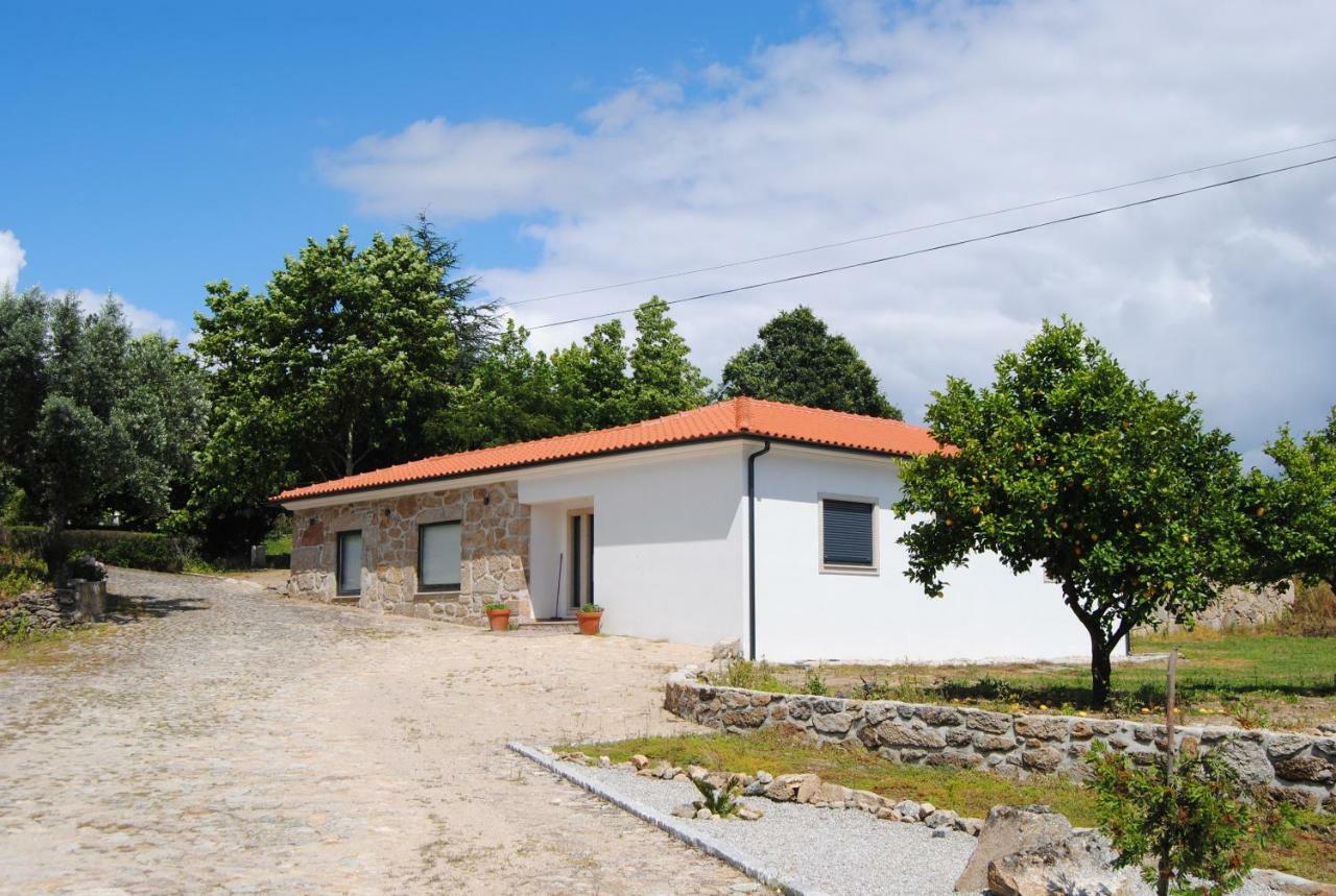 Villa Quintinha Santar Esterno foto